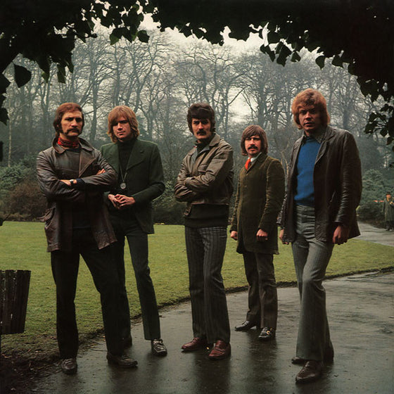 The Moody Blues – On The Threshold Of A Dream