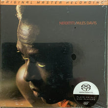  Miles Davis - Nefertiti (Hybrid SACD, Ultradisc UHR) - AudioSoundMusic