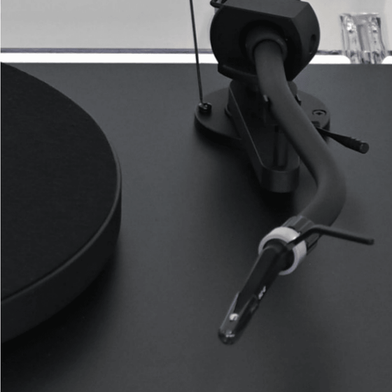 Turntable Pro-ject Debut PRO S (Clamp not included) - AudioSoundMusic